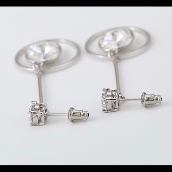 ‼️CLEARANCE‼️Pretty Swarovski Drop Hoop Earrings - Picture 6 of 11